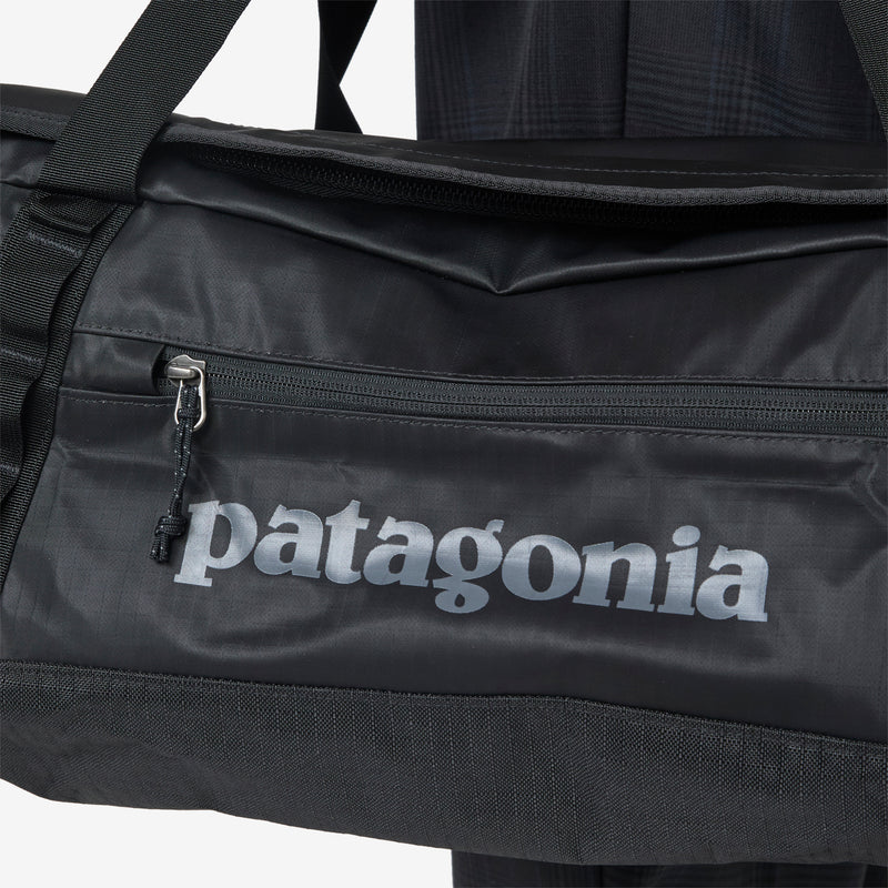 Black Hole Duffle 40L Black Bags