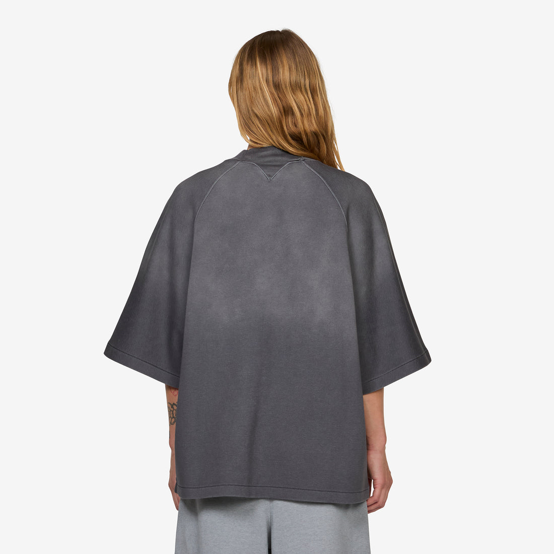 Women's Energy Oversized Short-Sleeve T-Shirt Black Tees