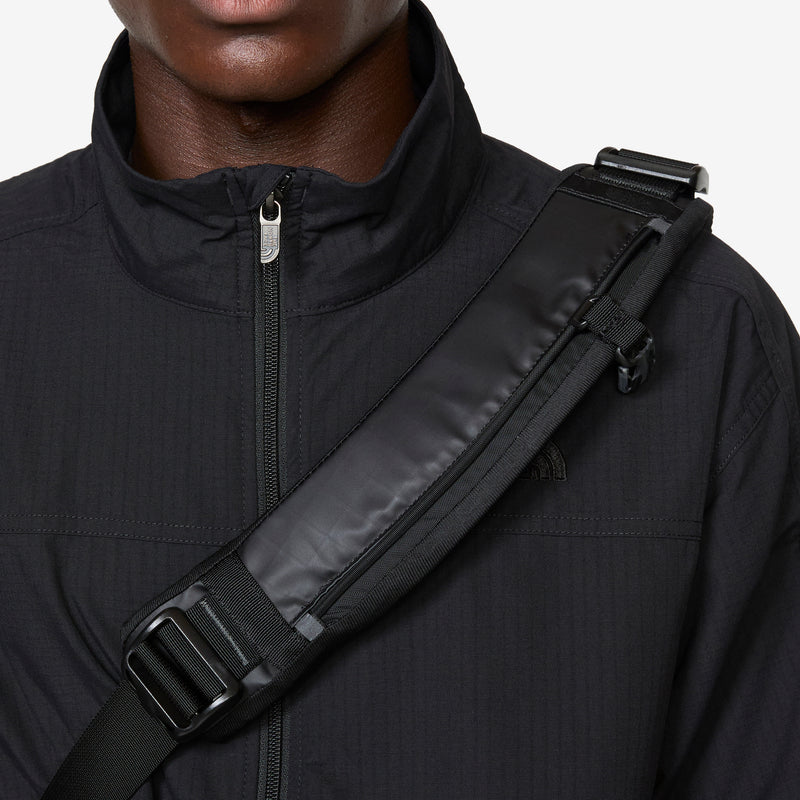 Base Camp Voyager Messenger Bag TNF Black | Asphalt Grey Bags