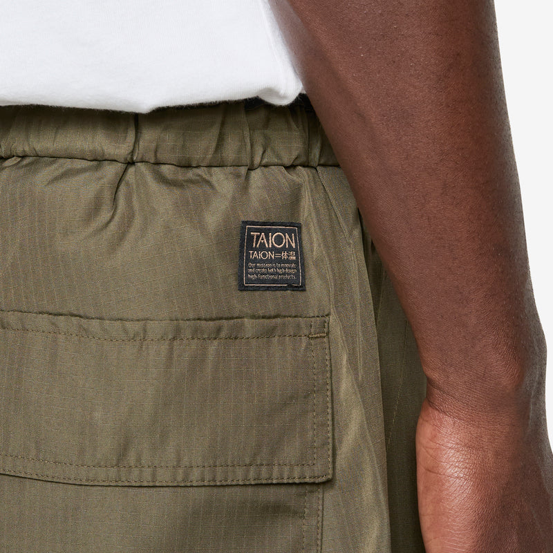 Military Non-Down Reversible Shorts Dark Olive Shorts