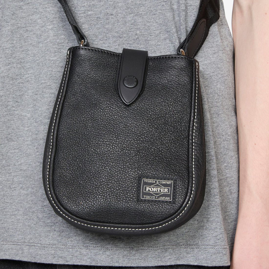 Cisco Shoulder Bag Black (S) Bags