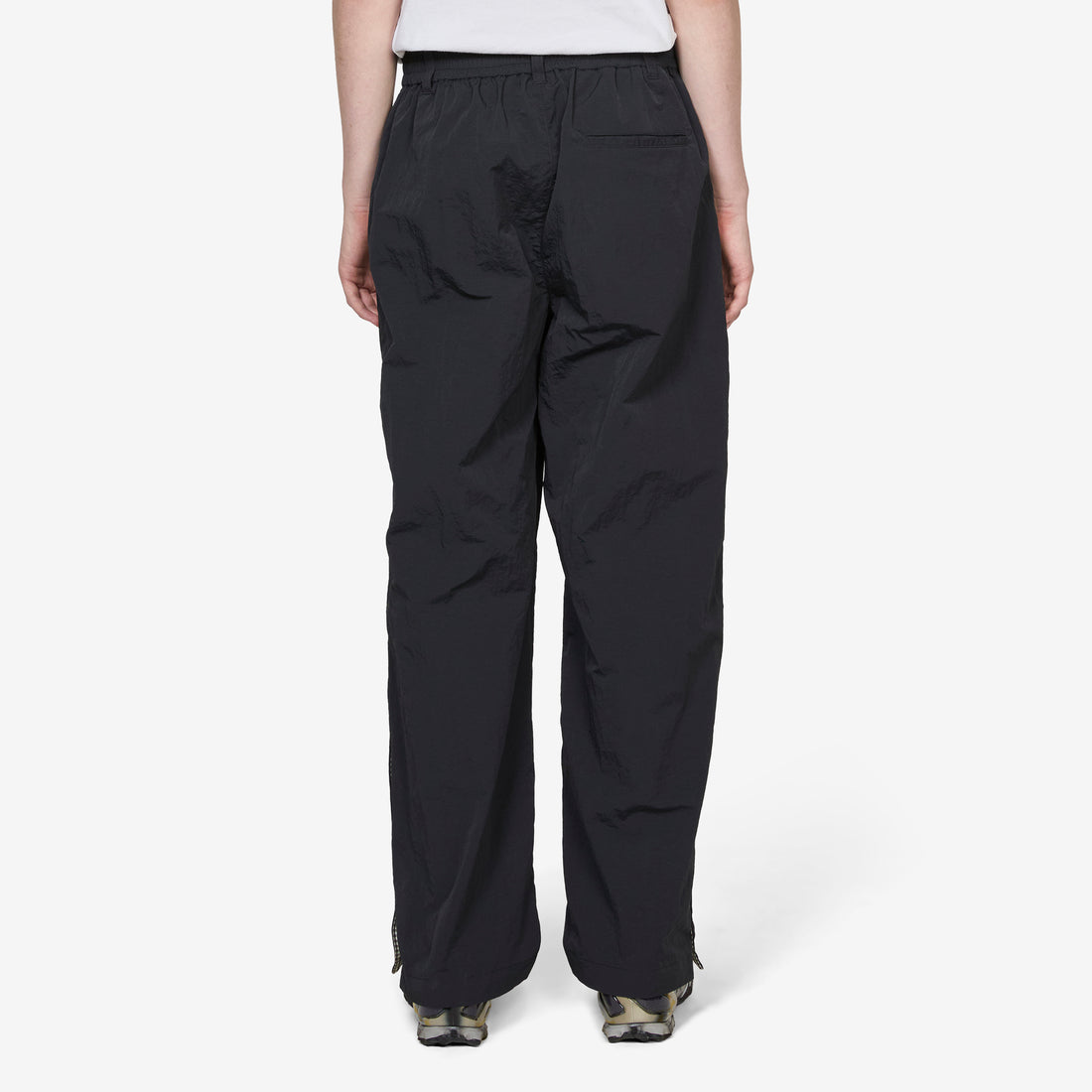 Antique Nylon Pants Carbon Black Pants