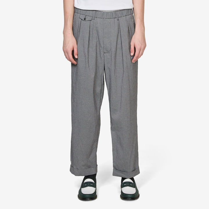 2 Pleats Anywhere(wear) Pants Seersucker Plaid Grey Front