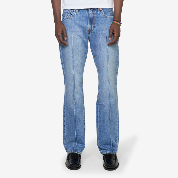 517 Bootcut Jeans Pin And Tuck Front