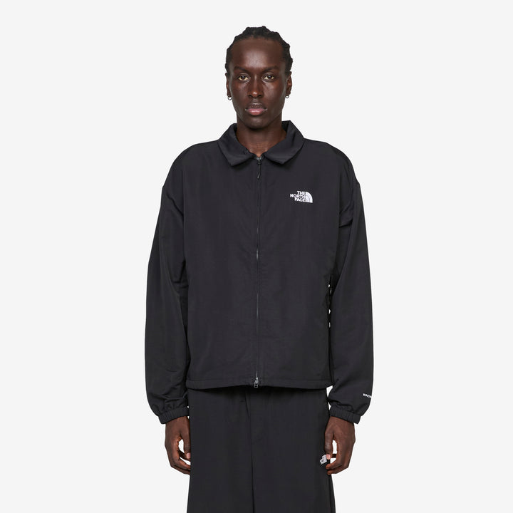 TNF™ Easy Wind Jacket TNF Black Front