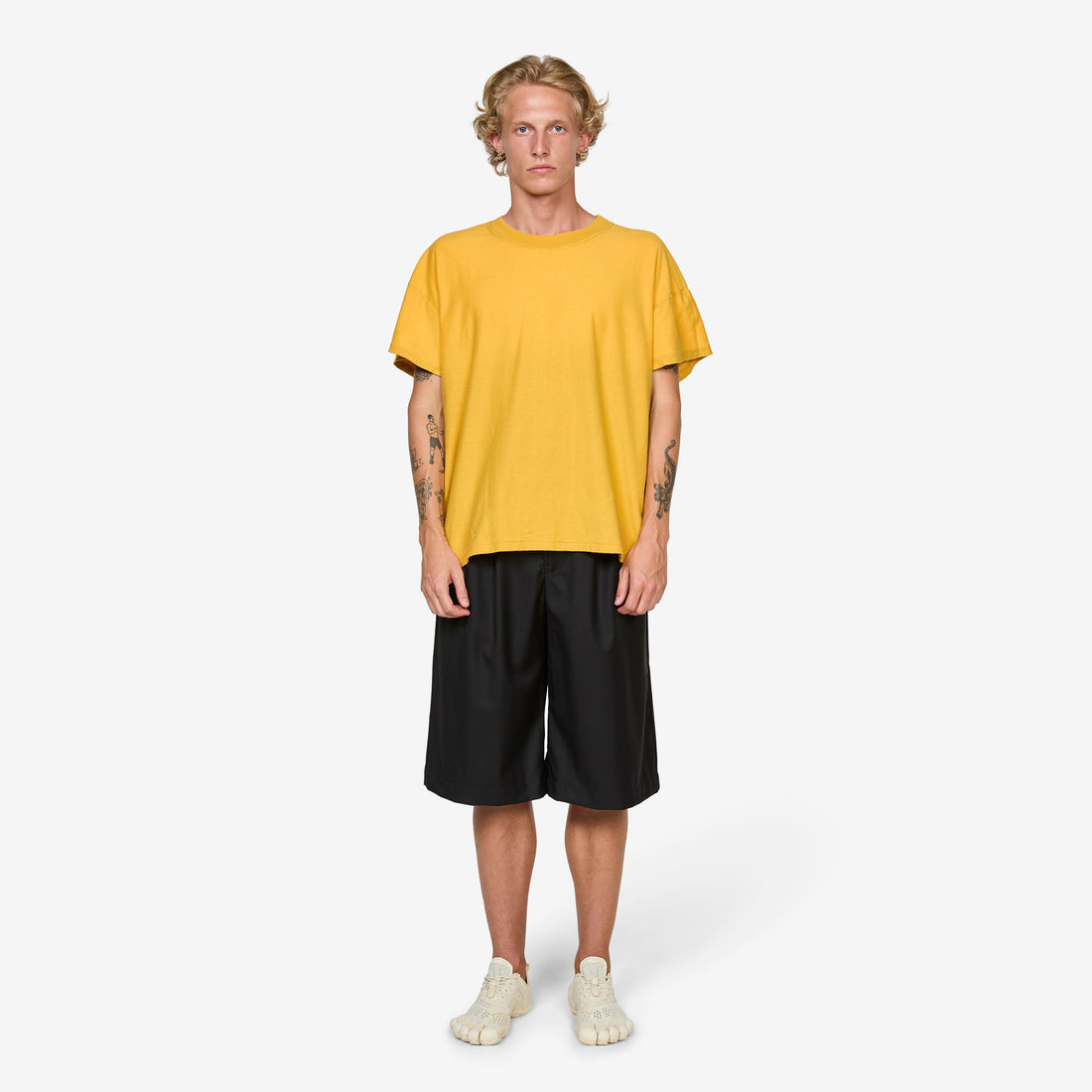 Rhuki T-Shirt Yellow Logo Tees