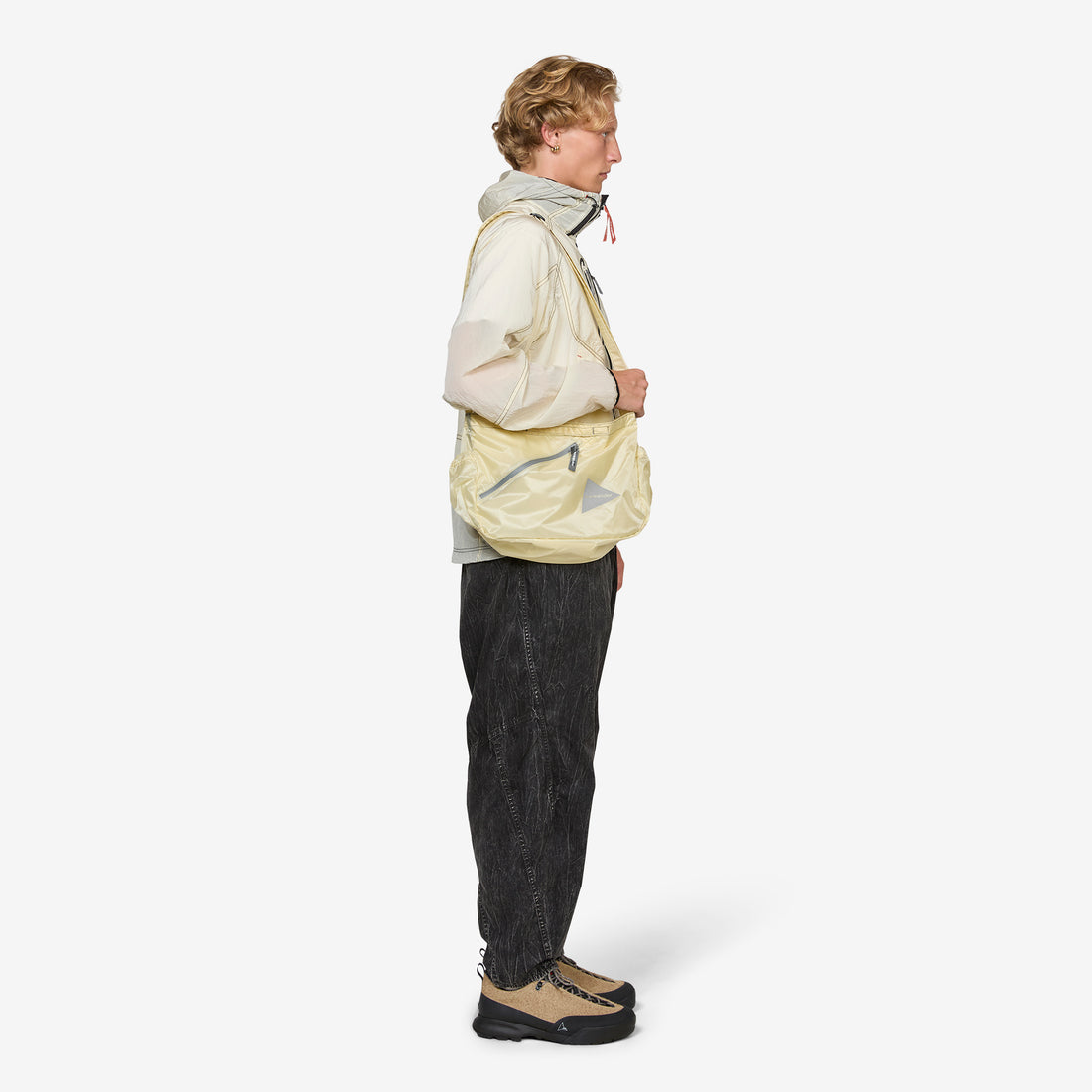 Sil Shoulder Bag Off White Bags