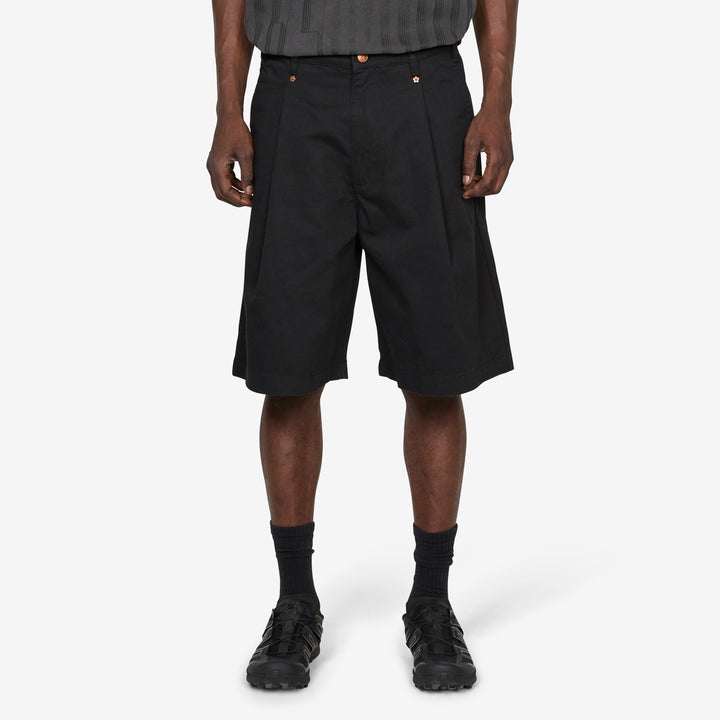 Lyu Short Black Front