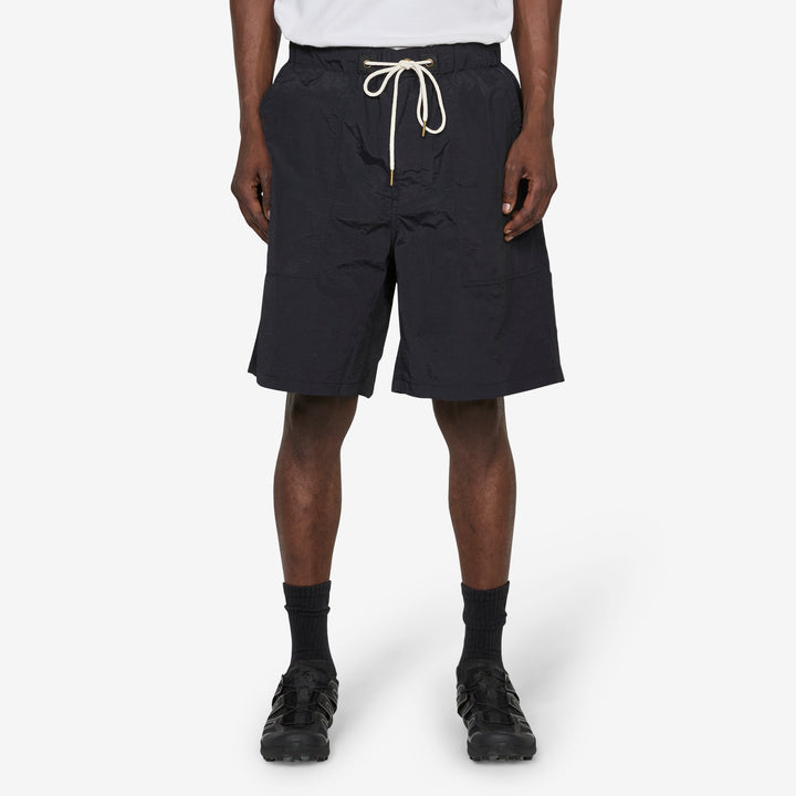 Scale Shorts Black Front