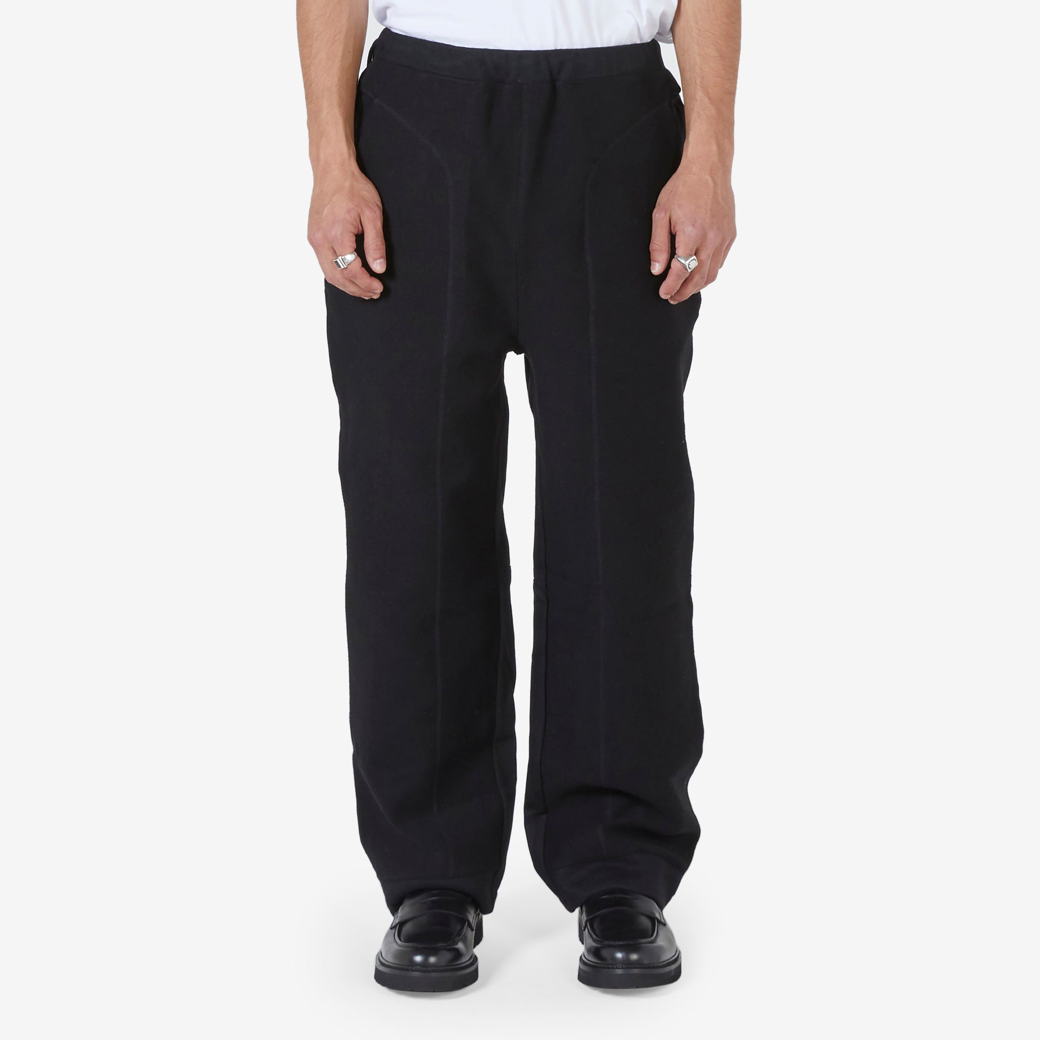 EP. 4 01 Trousers in Ivory – SVRN