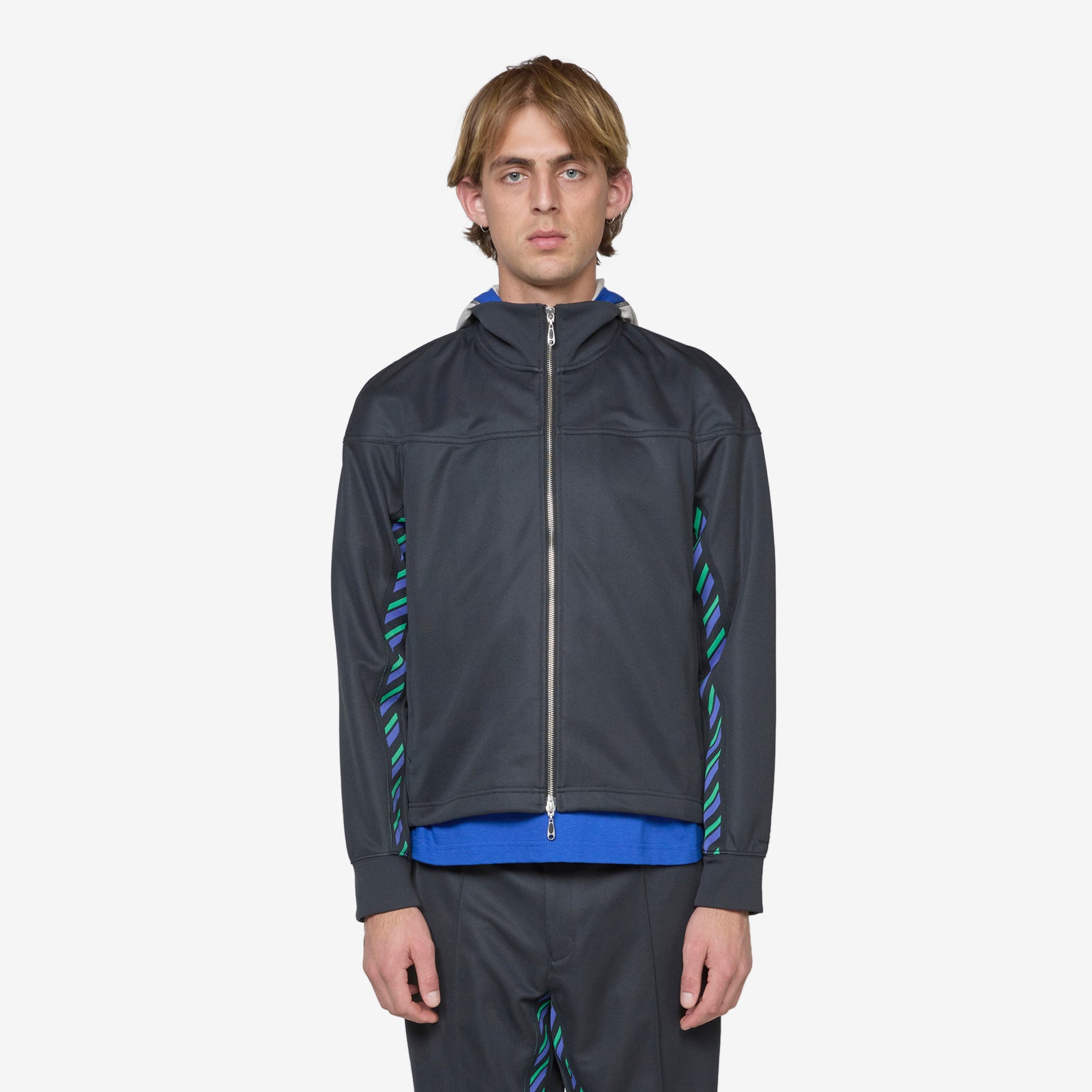 ASICS NOVALIS Styrax Track Jacket Anthracite – Above The Clouds