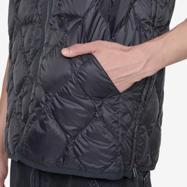 Military V-Neck W-Zip Soft Shell Down Vest Black