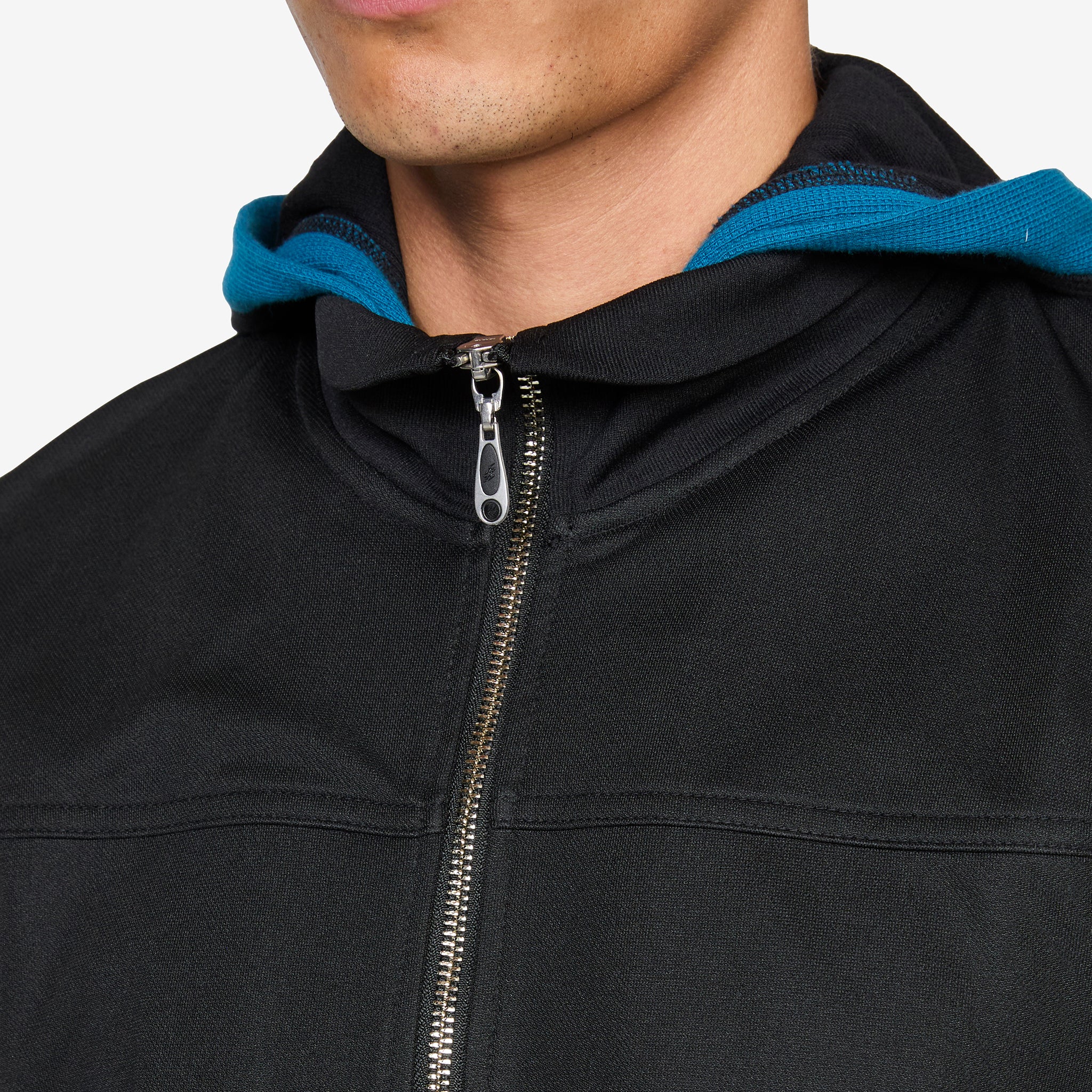 ASICS NOVALIS Styrax Track Jacket Anthracite – Above The Clouds