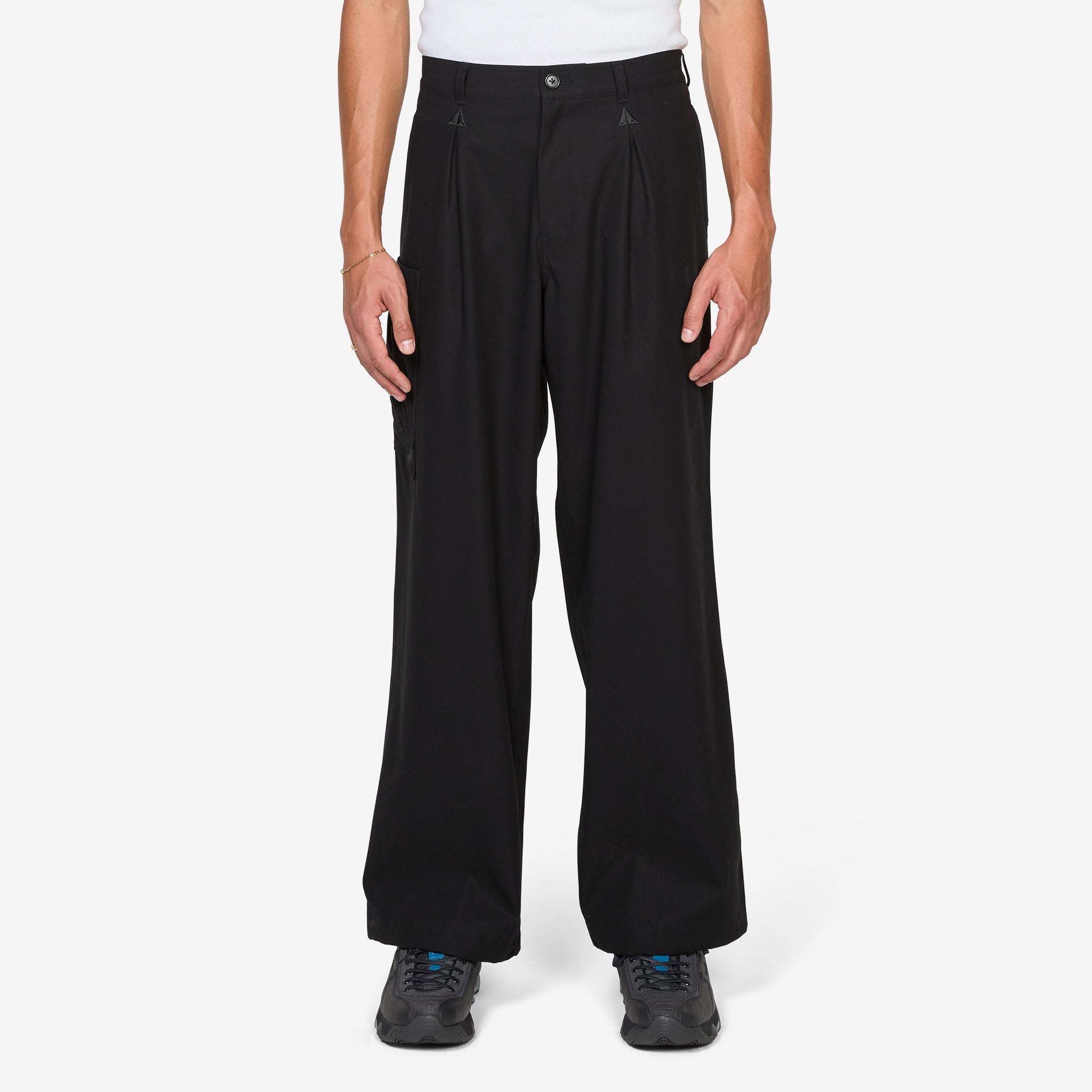 ASICS NOVALIS Mirbelioids Trousers Anthracite – Above The Clouds