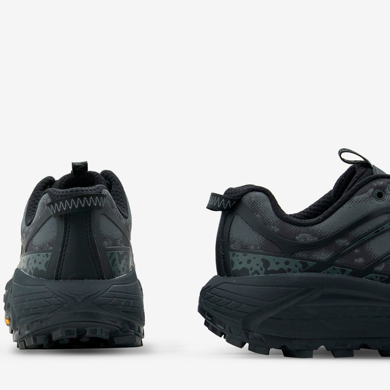 Mafate Three2 Black | Carbon Black Footwear