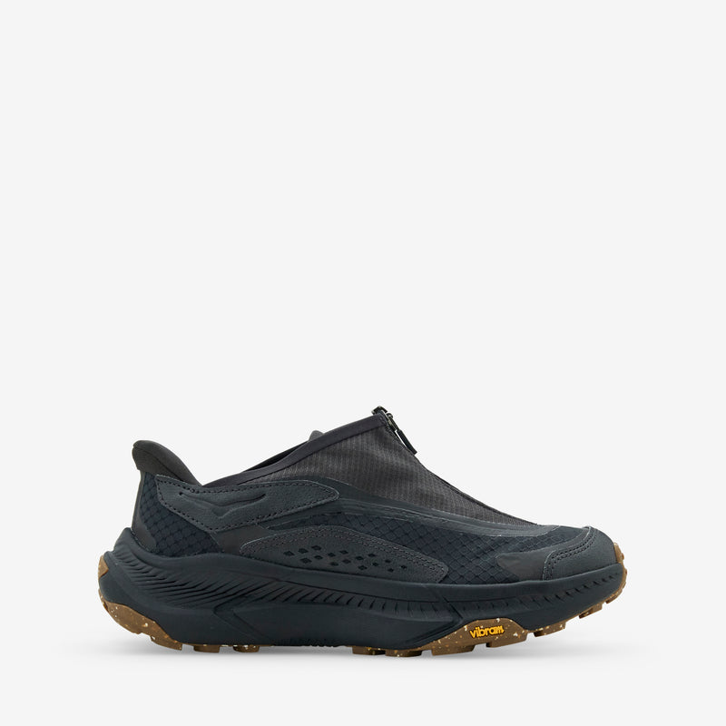 Project Transport Carbon Black | Black Footwear