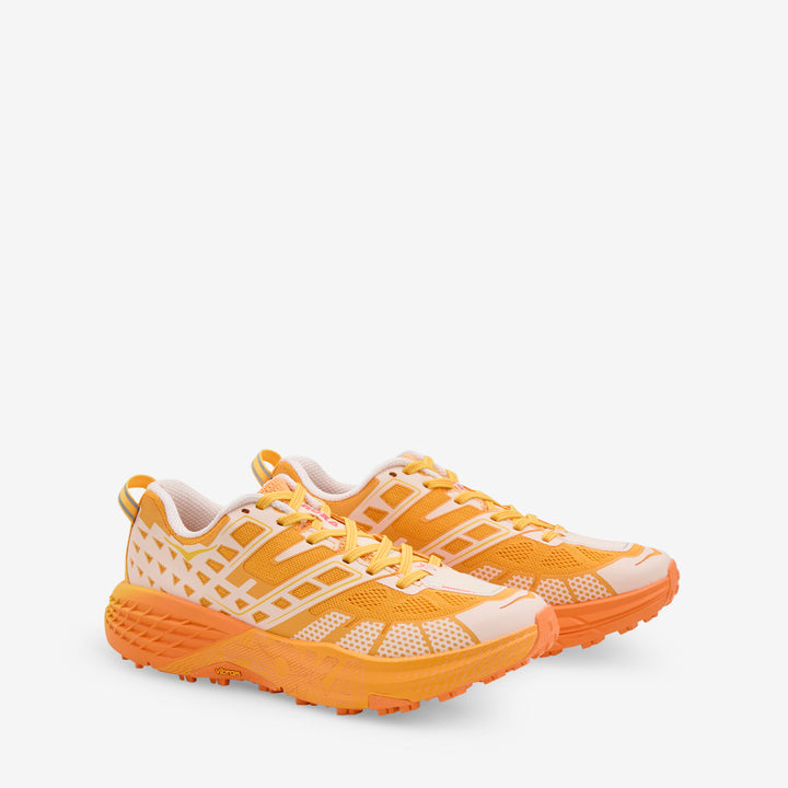 Speedgoat 2 Low Dawn Light | Sun Coral Front