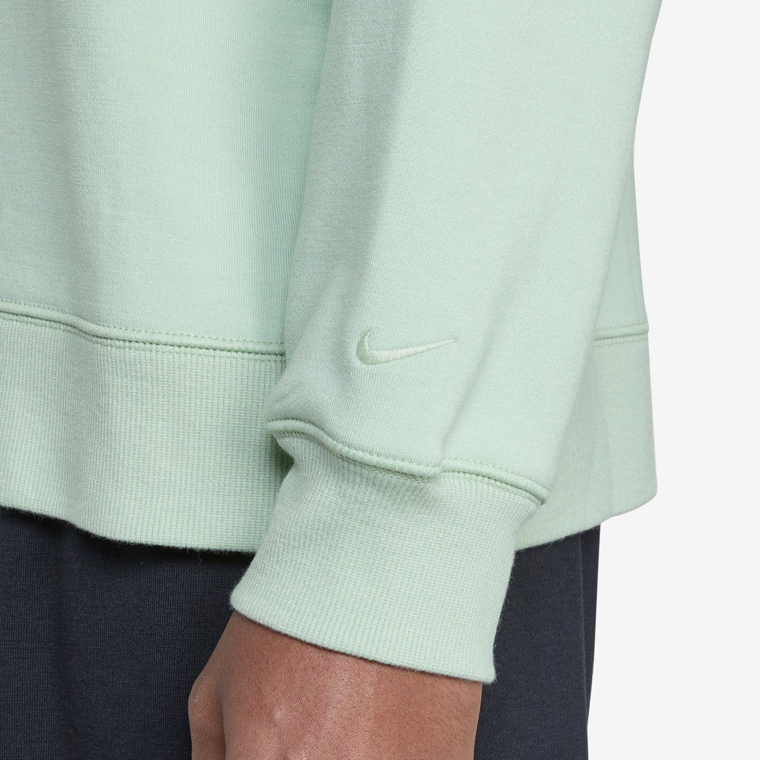 Nike Wool Classics Crew Honeydew Jumpers