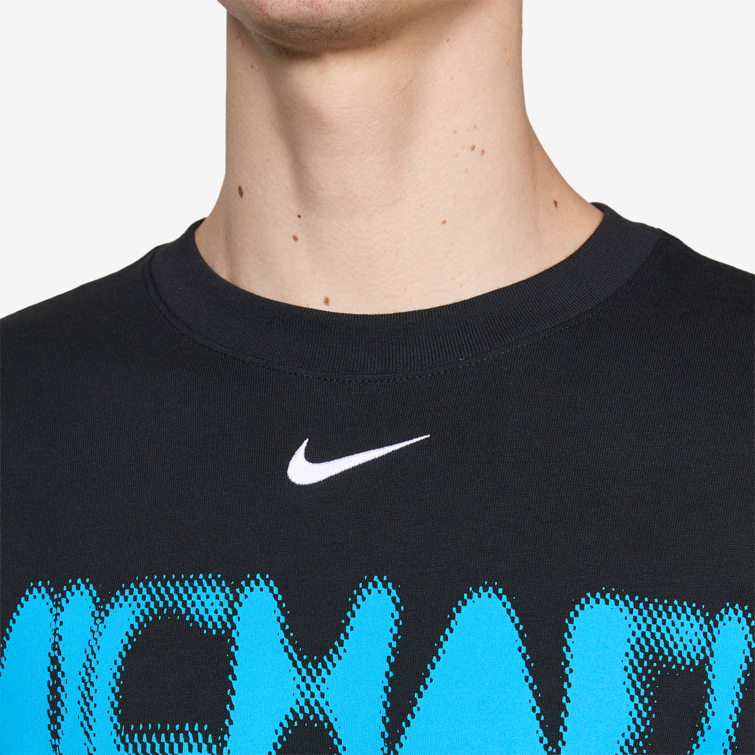 M J Michael Longsleeve OS T-Shirt Black | Equator Blue | White Tees