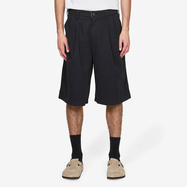 Pleated Shorts Washed Black Shorts
