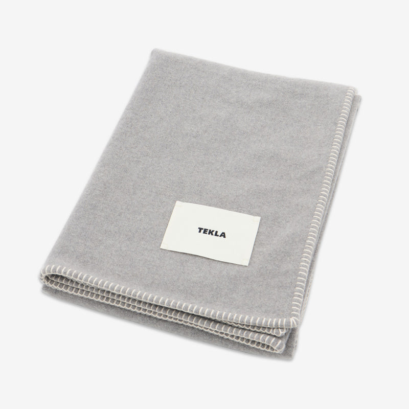 Lambswool Blanket Ash Lifestyle