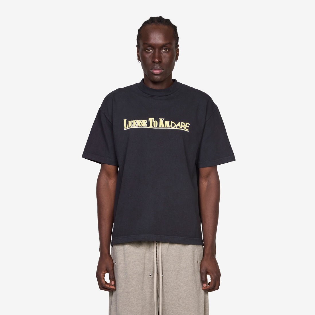 License To Kildare T-Shirt Off Black Tees