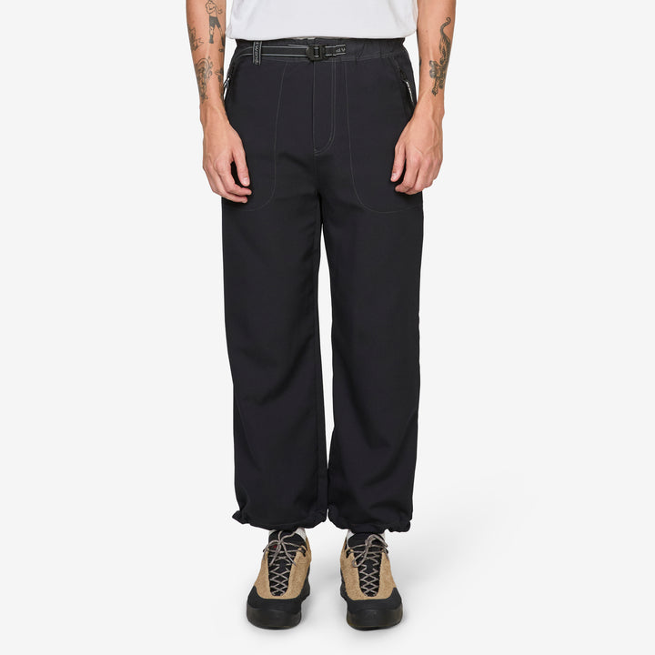 Vent Pants Black Front