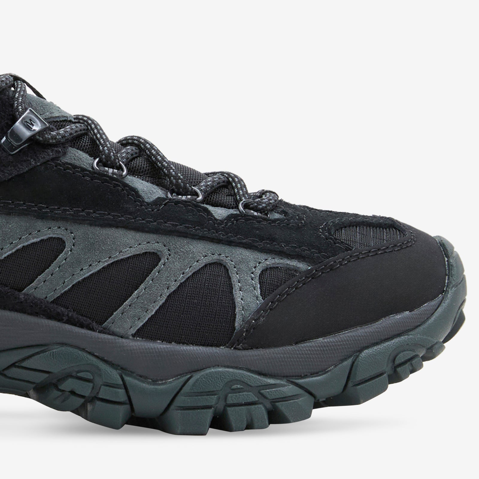 Moab 2 Mesa Luxe Black | Graphite – Above The Clouds