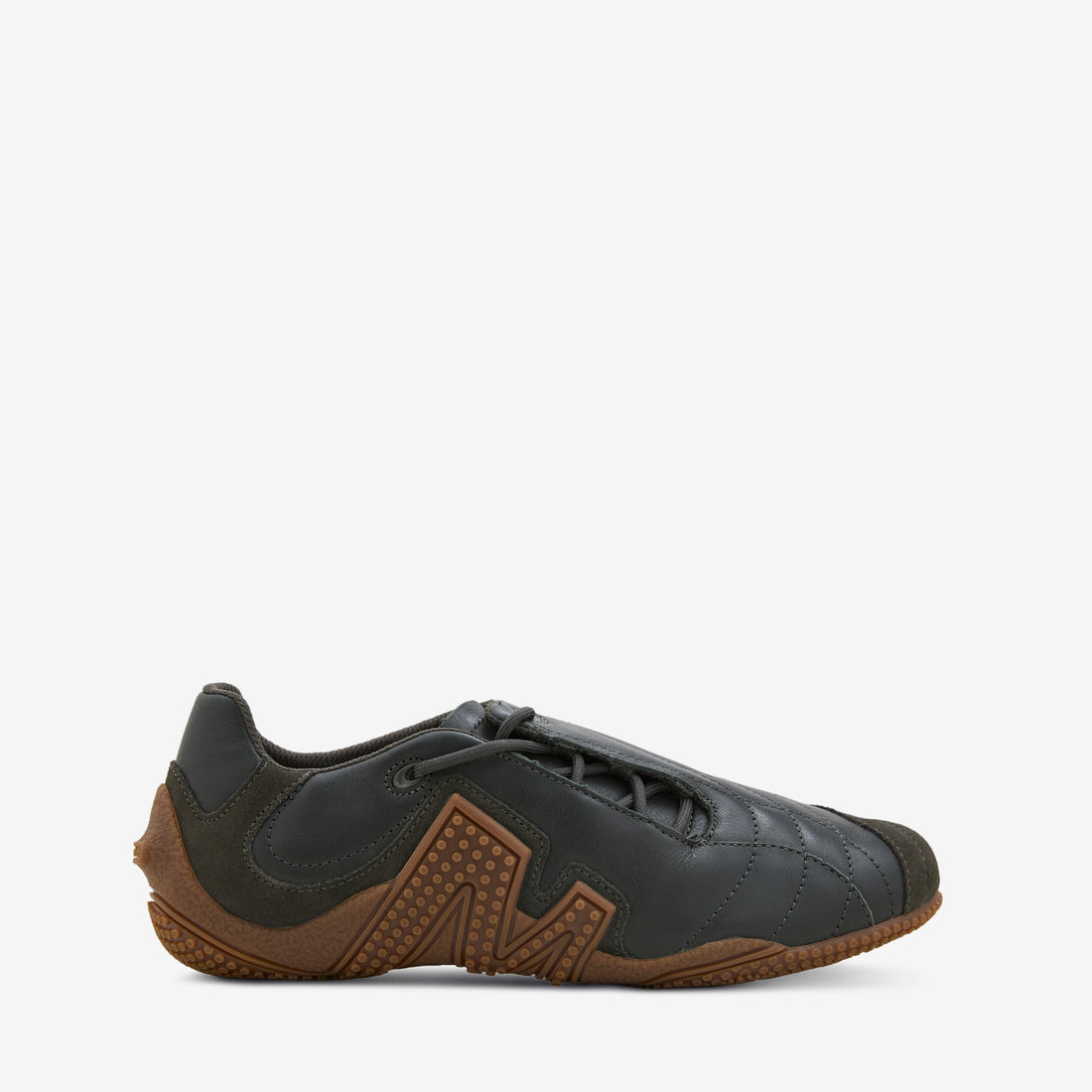 Relay Web Beluga Footwear