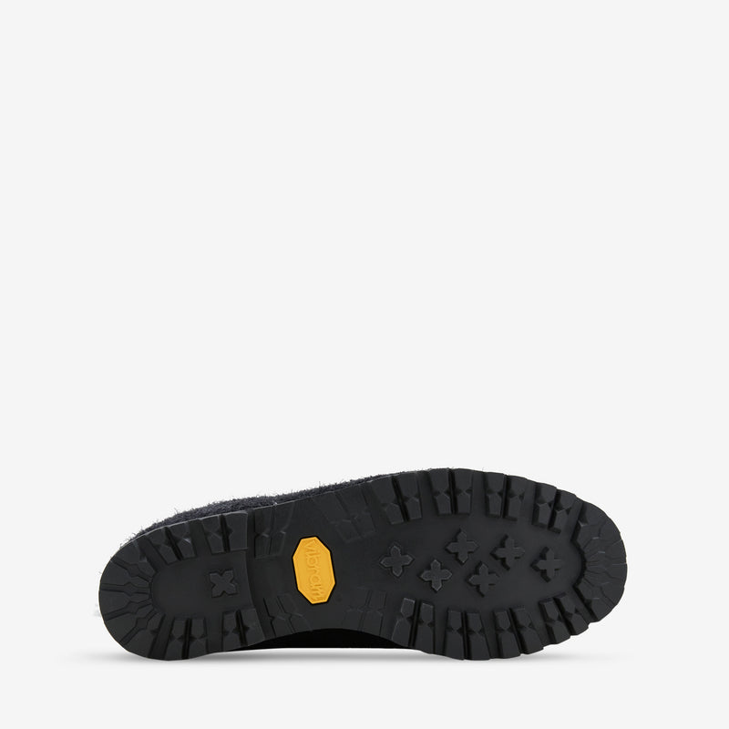 Wilderness Black Footwear