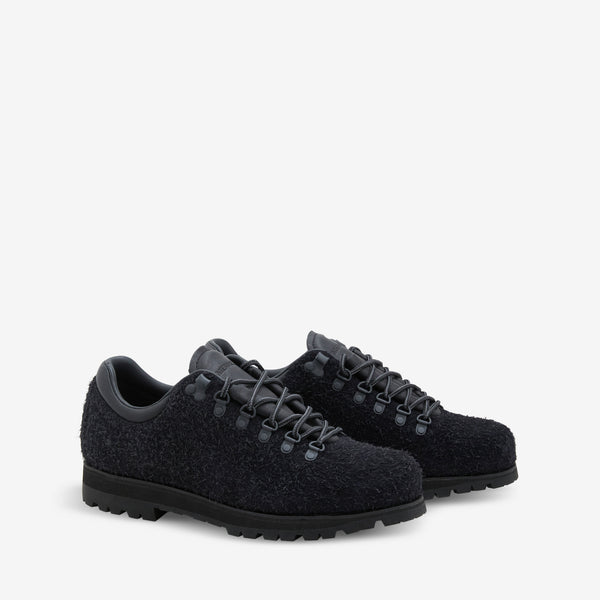 Wilderness Black Footwear