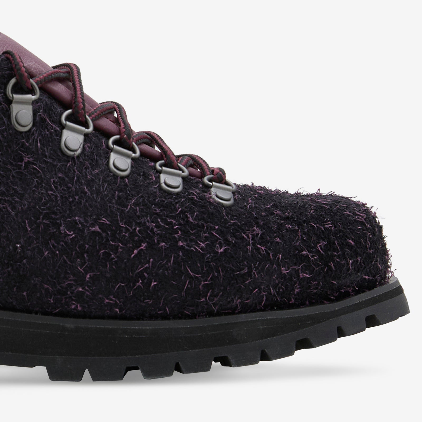 Wilderness Dark Cherry – Above The Clouds