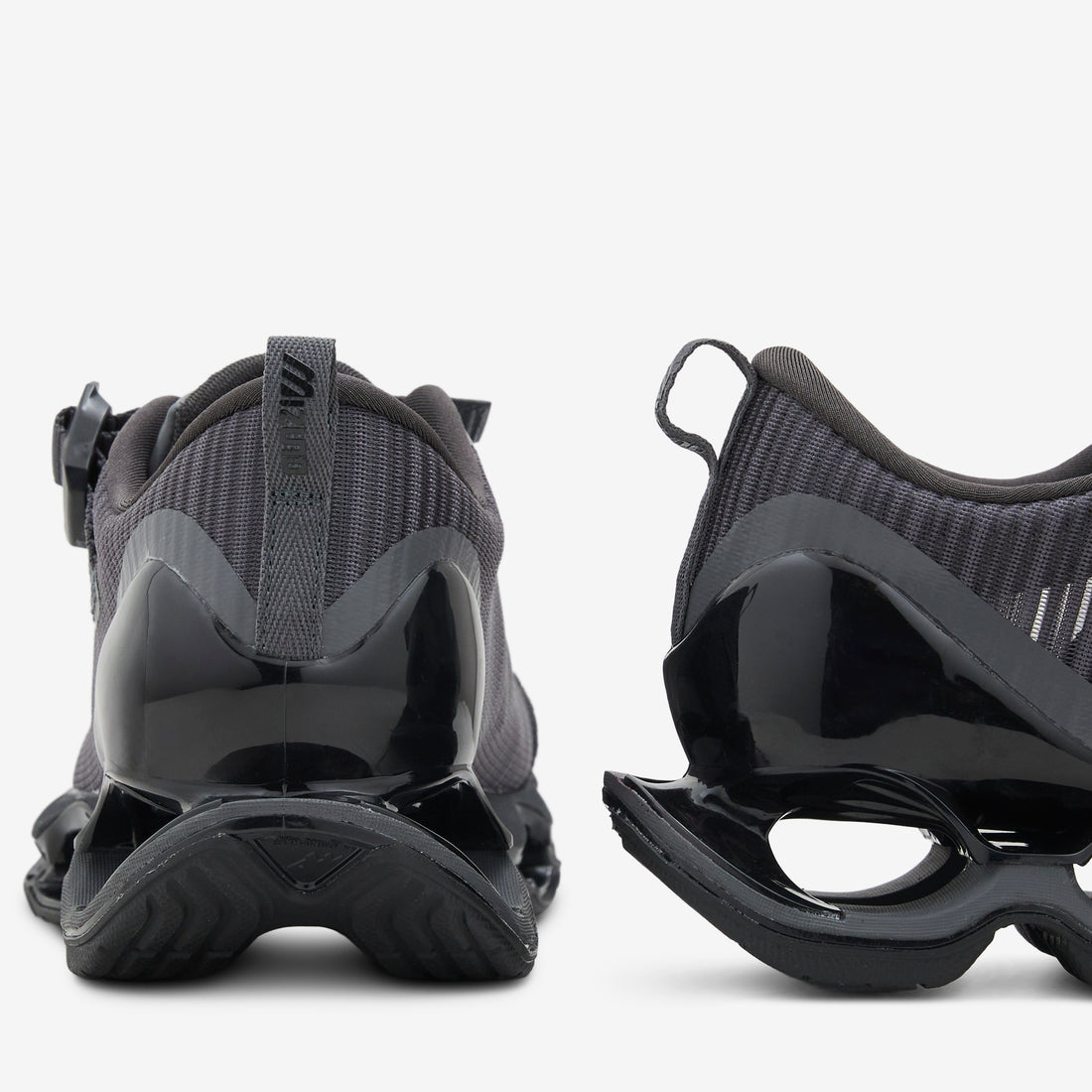 Wave Prophecy Strap 2 Iron Gate | Black Footwear