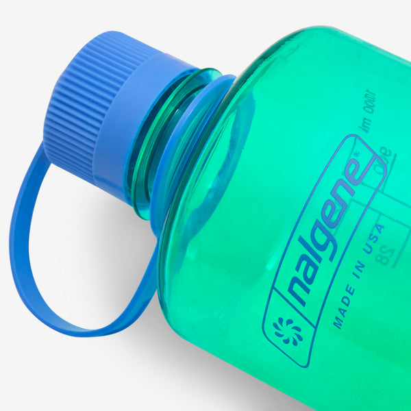 Narrow Mouth Sustain Bottle 1000mL Pastel Green Lifestyle
