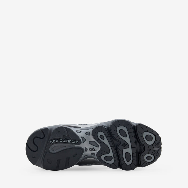1000 Black | Silver Metallic Footwear