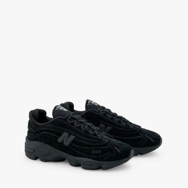 1000 Black Footwear