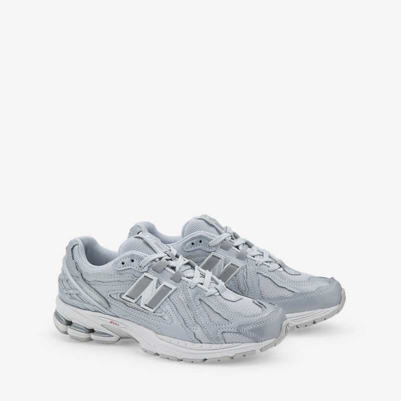 1906D Silver Metallic | White | Crimson Footwear