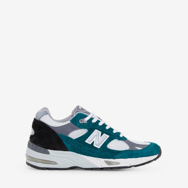 Made in UK 991v1 Pacific | Alloy | Black