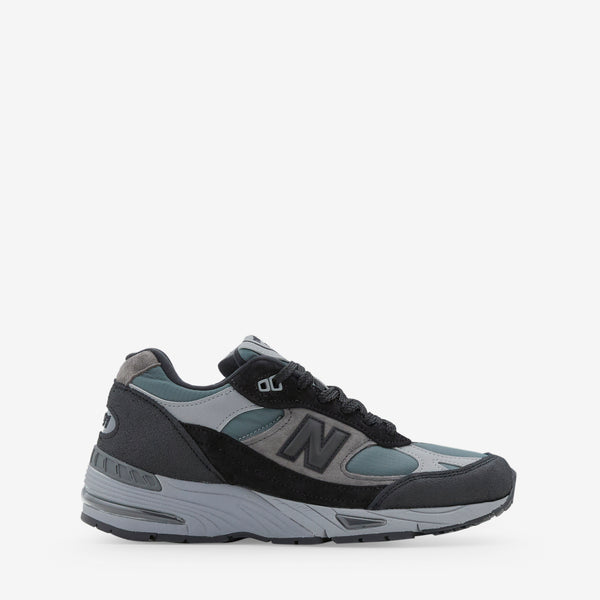 Made in UK 991v1 'Urban Winter' Black | Grey