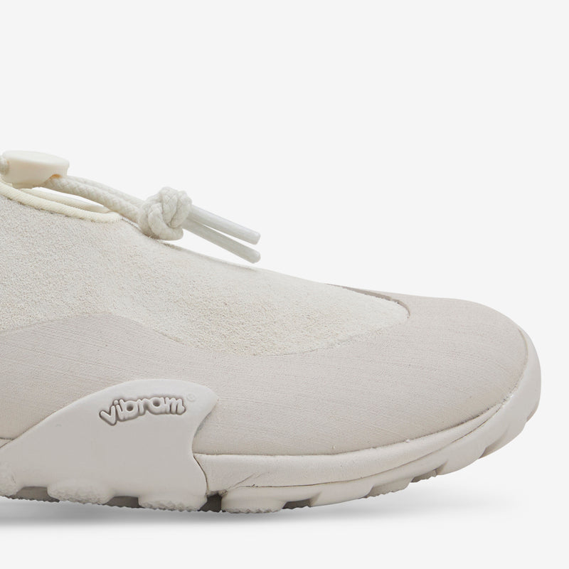 TOKYO DESIGN STUDIO MT10Tv1 Moon Beam Footwear