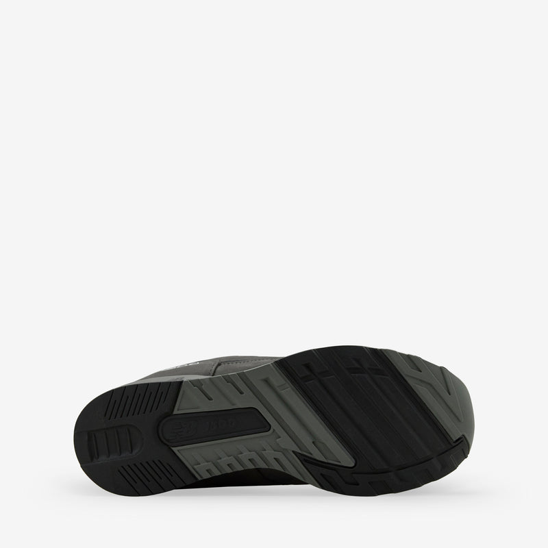 Made in UK 1500 Granite Gray | Carbon Fiber Footwear