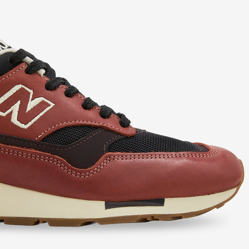 Made in UK 1500 Orange | Black Footwear