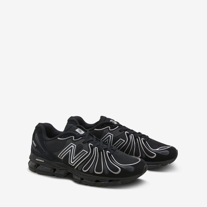 U189093H Black | Silver Metallic | Black Cement Front