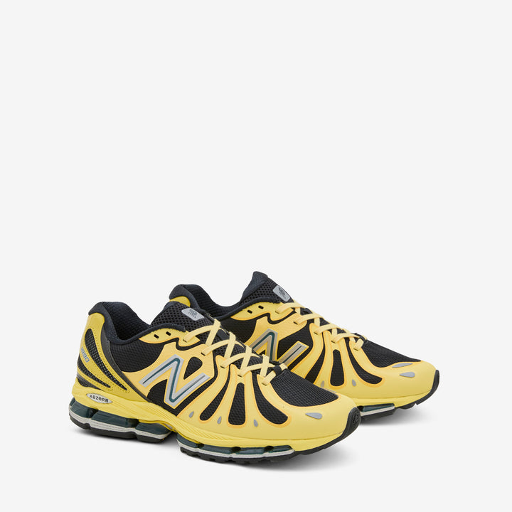 U18903RB Star Burst | Black Front