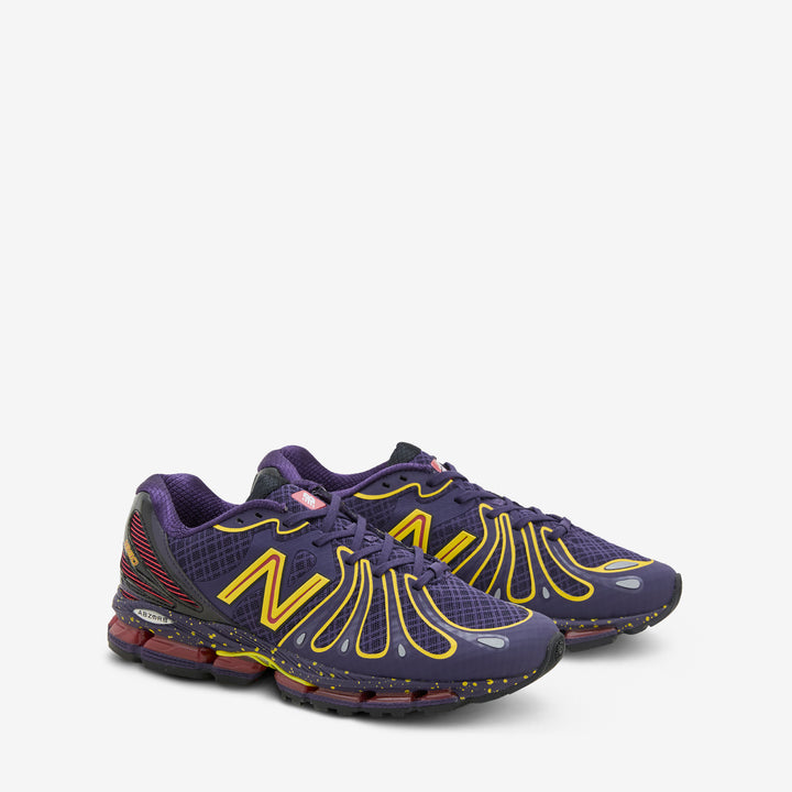 U18909P5 Boysenberry | Punch Yellow Front