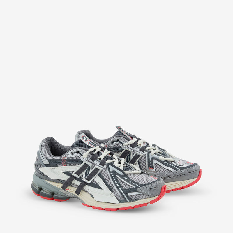 1906A Slate Grey | Raincloud | Drift Red Footwear