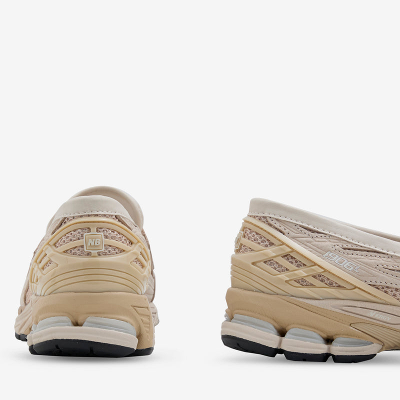 1906L Bisque Footwear