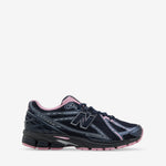 1906R Eclipse | Pink Taffy | Black Cement