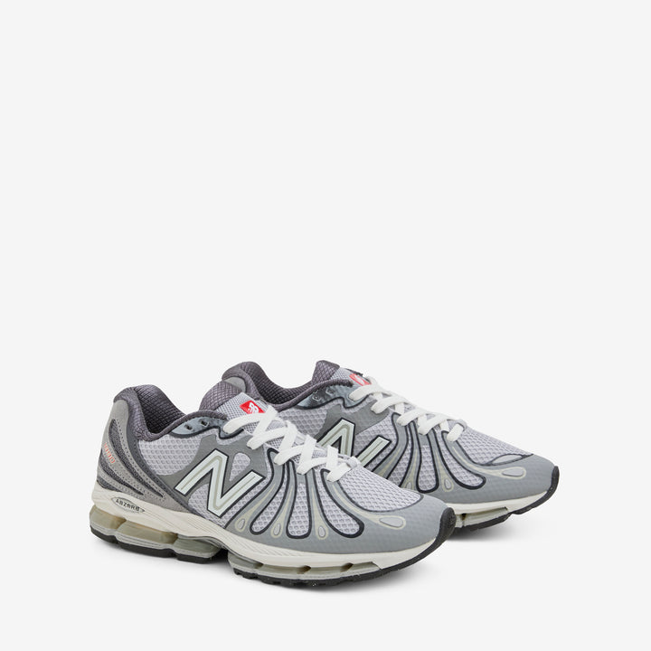 U18905UY 'Grey Days' Slate Grey | White | Black Front