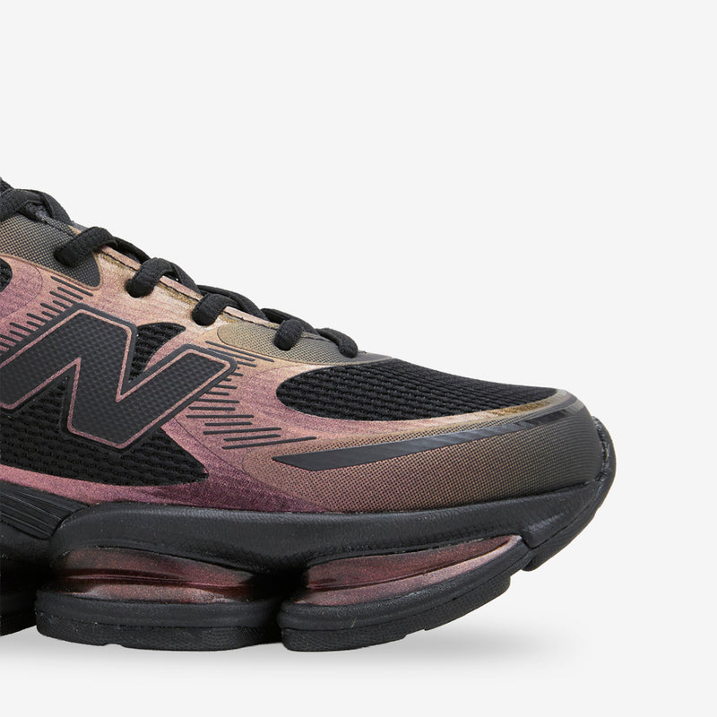 Abzorb 2000 Iridescent | Black Footwear